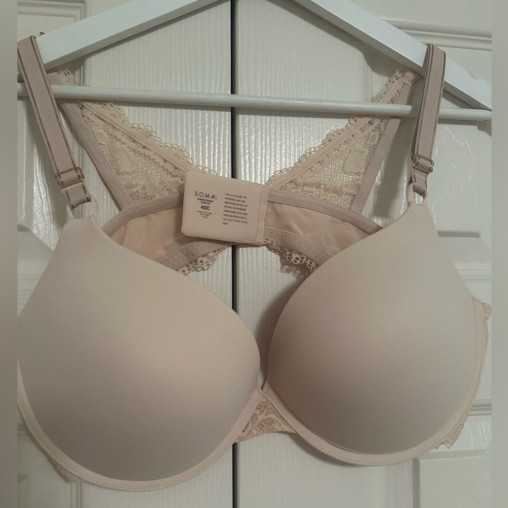 SOMA 40C Nude Beige Lace Trim Underwire T-Shirt Bra NWOT